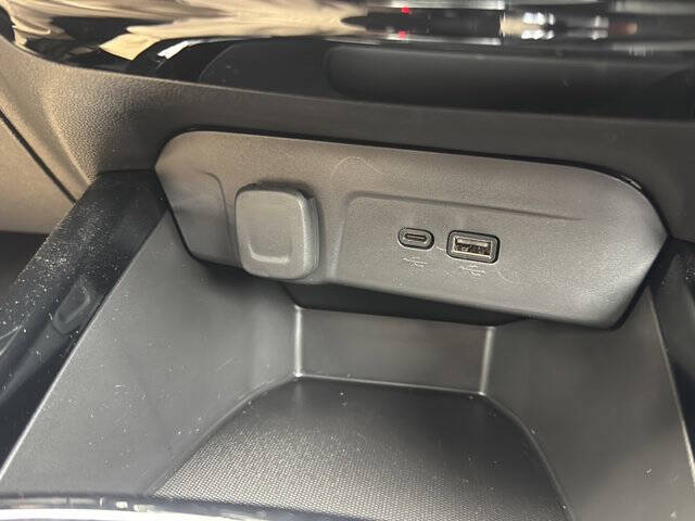 2025 Chevrolet Trax RS