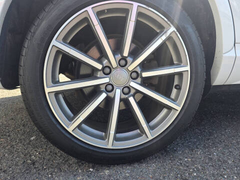 2018 Audi Q3 2.0T quattro Premium Plus