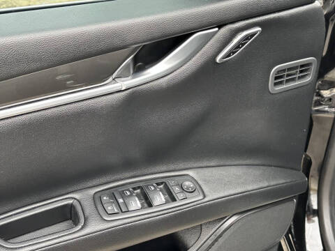 2018 Maserati Ghibli