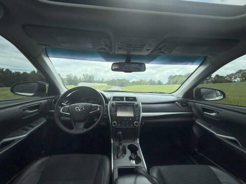 2015 Toyota Camry SE