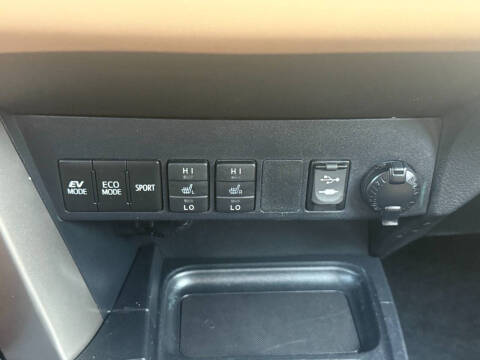 2017 Toyota RAV4 Hybrid Limited