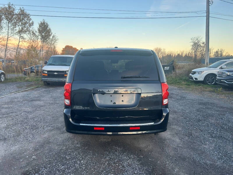 2012 Dodge Grand Caravan R/T