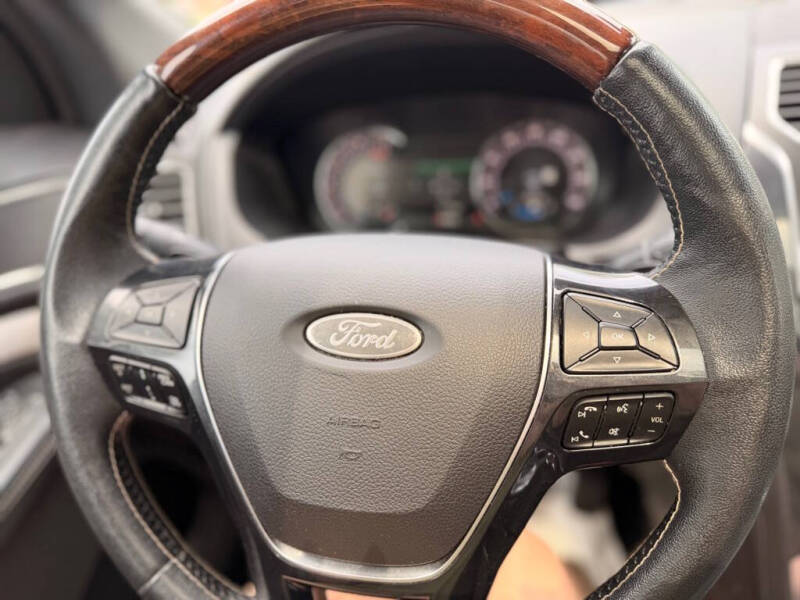 2018 Ford Explorer Platinum