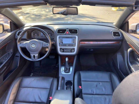 2012 Volkswagen Eos Lux SULEV