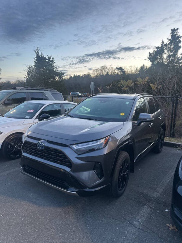 2024 Toyota RAV4 Hybrid SE