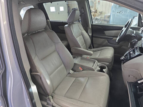 2011 Honda Odyssey EX-L w/DVD