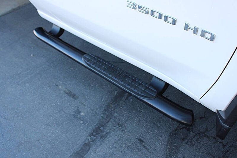 2021 Chevrolet Silverado 3500HD CC