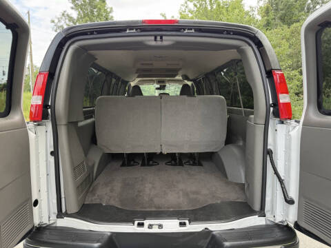 2024 Chevrolet Express LT 3500