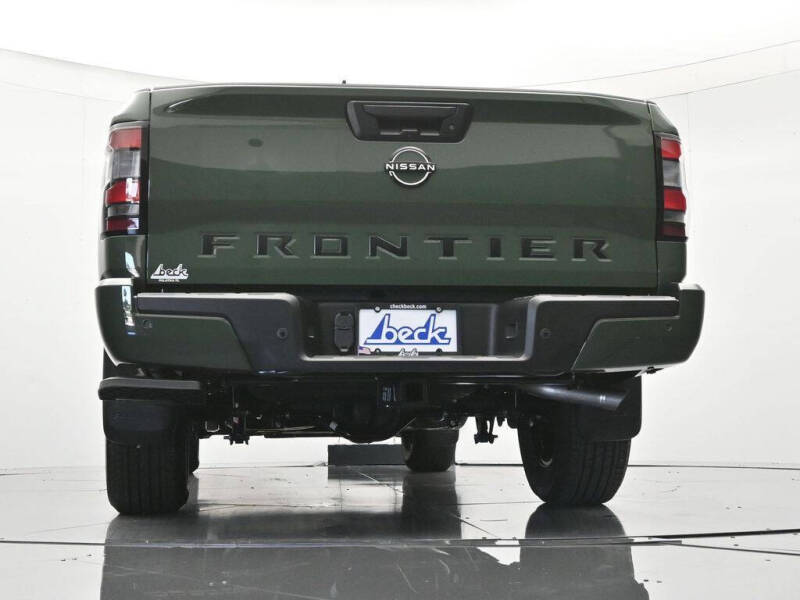 2026 Nissan Frontier SV