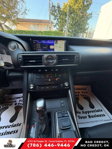2018 Lexus IS 300