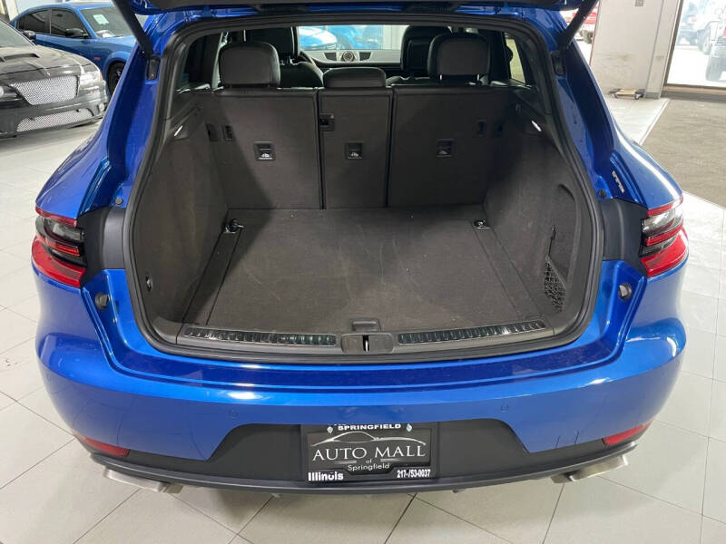 2017 Porsche Macan