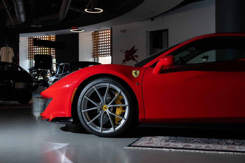 2020 Ferrari 488 Pista