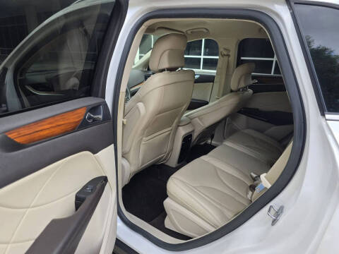 2017 Lincoln MKC Select