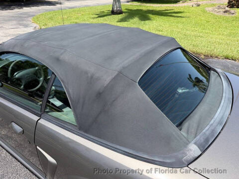 2002 Ford Mustang Deluxe