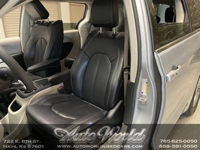 2023 Chrysler Pacifica Touring L