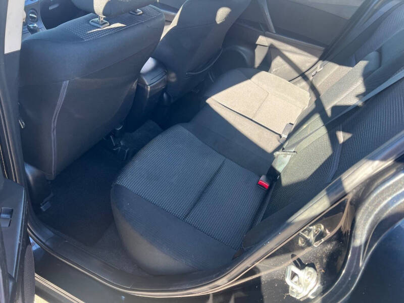 2012 Mazda MAZDA3 i Touring