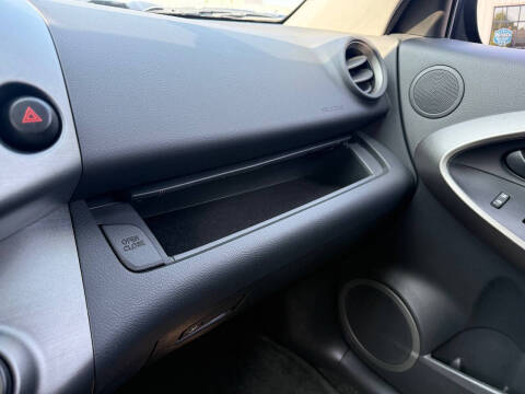 2011 Toyota RAV4 Sport