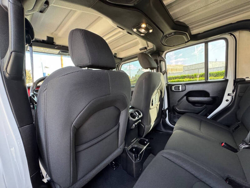 2021 Jeep Gladiator California Edition