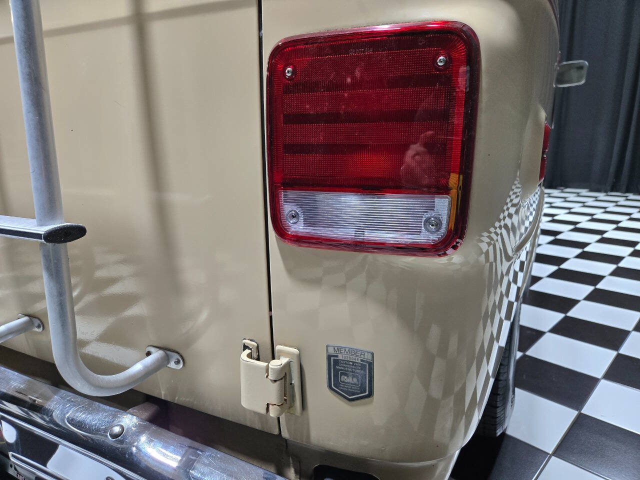 1988 Chevrolet Chevy Van 40