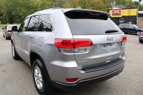 2017 Jeep Grand Cherokee Laredo