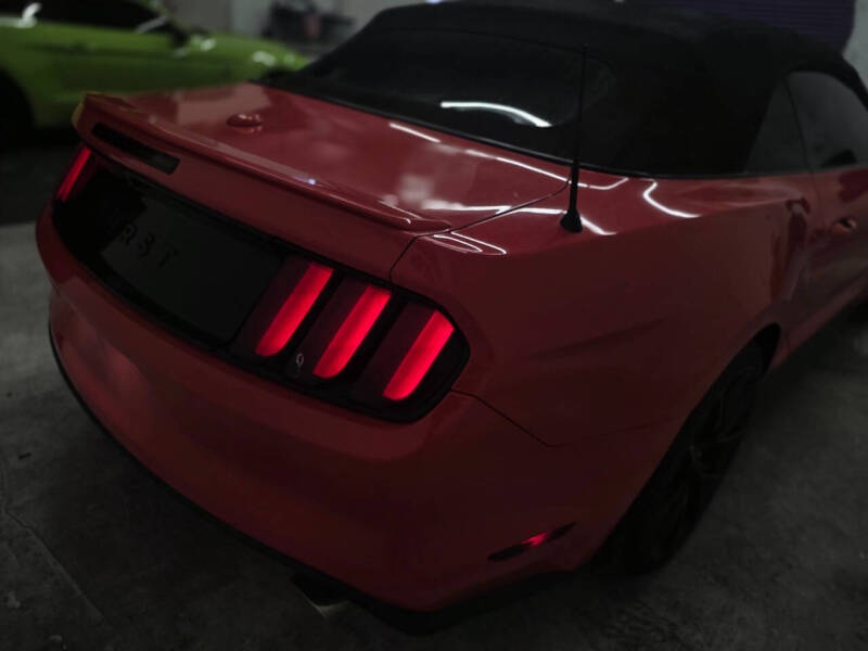 2015 Ford Mustang EcoBoost Premium