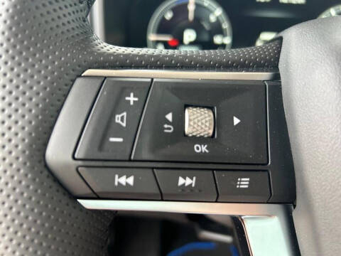 2025 Mitsubishi Outlander PHEV SE