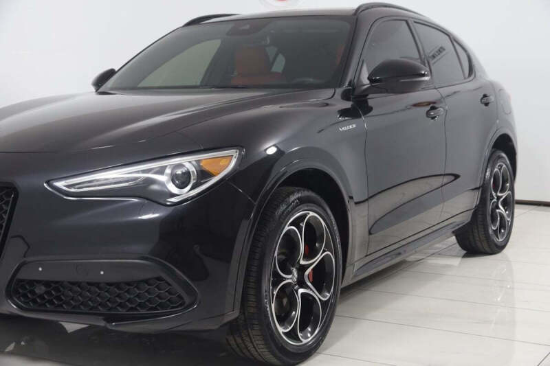 2023 Alfa Romeo Stelvio Veloce