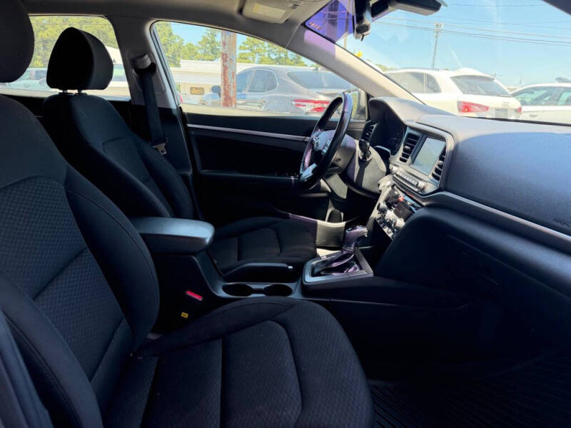 2020 Hyundai Elantra