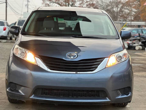 2014 Toyota Sienna