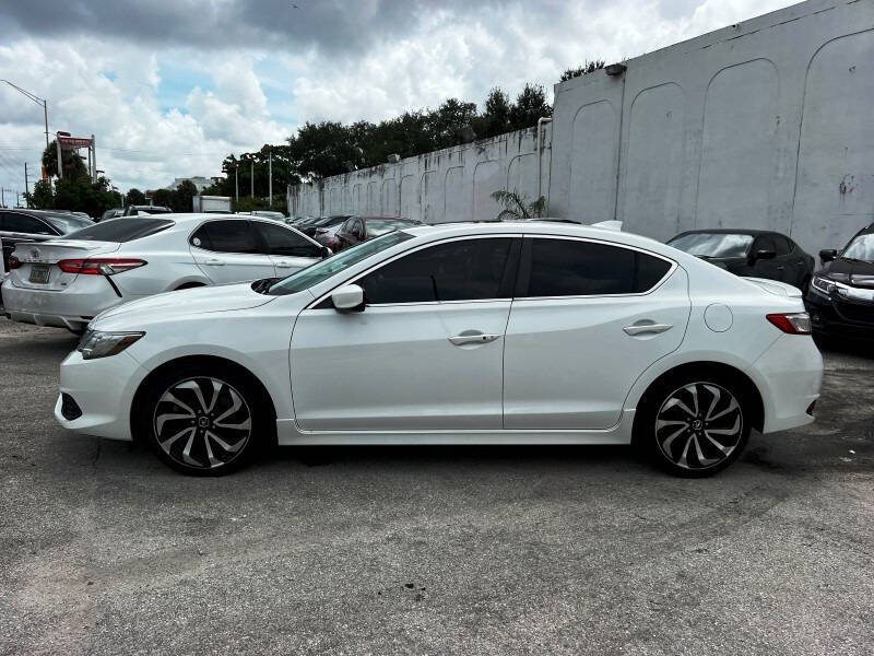 2018 Acura ILX Base photo 7