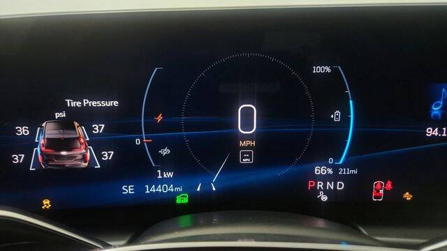 2024 Cadillac LYRIQ Tech