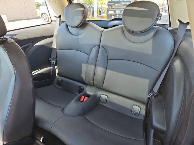 2013 MINI Hardtop Cooper