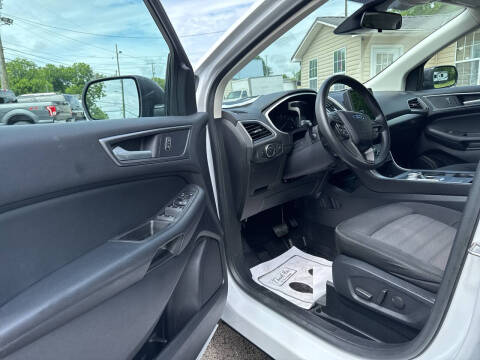 2021 Ford Edge SE