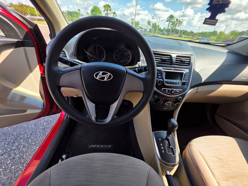 2016 Hyundai Accent SE