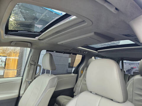 2014 Toyota Sienna Limited 7-Passenger
