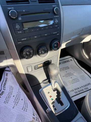 2010 Toyota Corolla LE