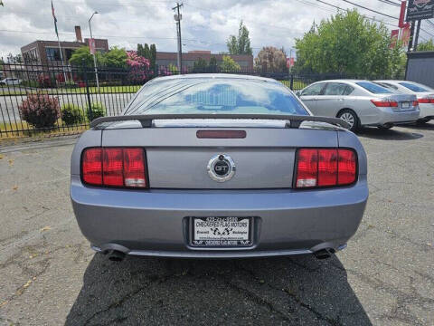 2006 Ford Mustang GT Deluxe