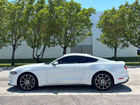 2020 Ford Mustang EcoBoost