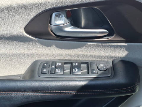 2017 Chrysler Pacifica Touring-L Plus