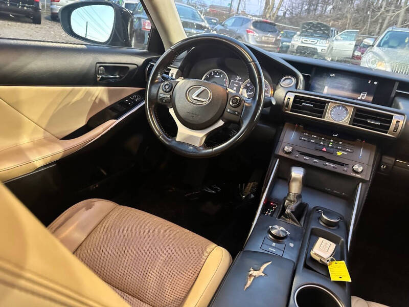 2016 Lexus IS 200t