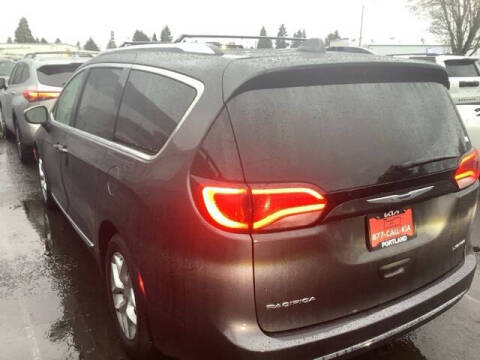 2020 Chrysler Pacifica Limited