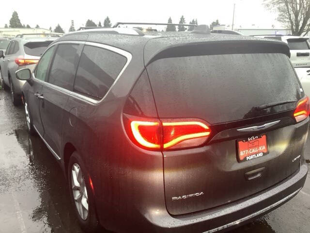 2020 Chrysler Pacifica Limited