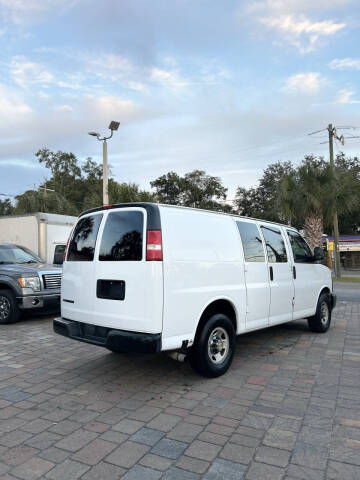 2017 Chevrolet Express 2500