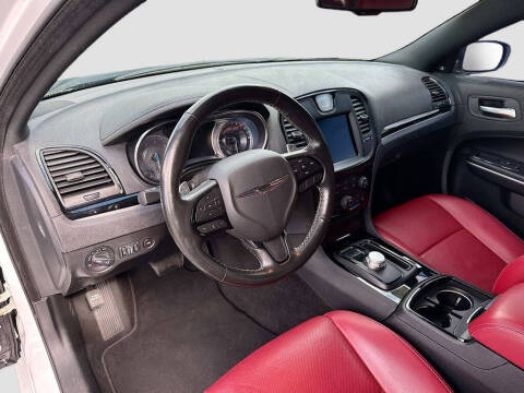 2021 Chrysler 300 S V8