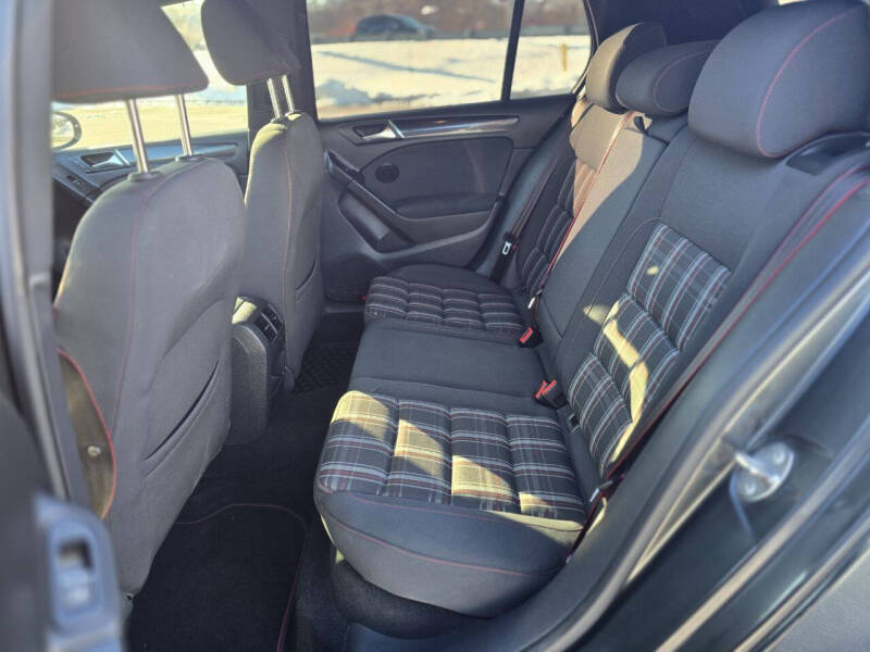 2014 Volkswagen GTI Wolfsburg Edition PZEV