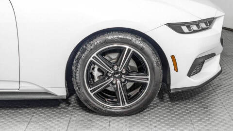 2024 Ford Mustang EcoBoost