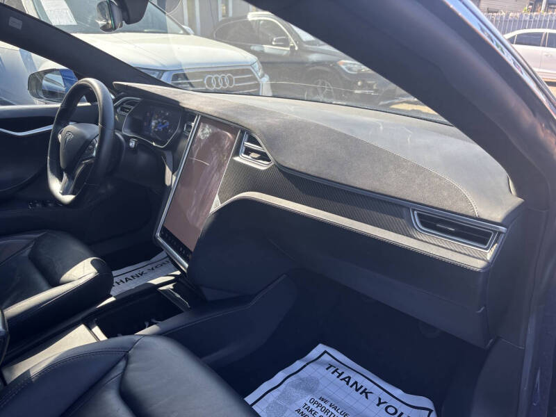 2016 Tesla Model S 75D