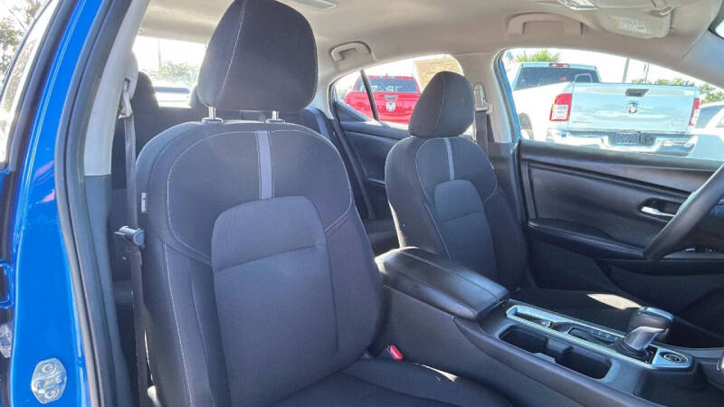 2023 Nissan Sentra SV