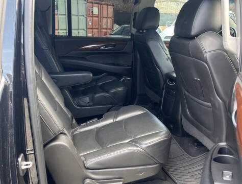 2017 Cadillac Escalade ESV Luxury