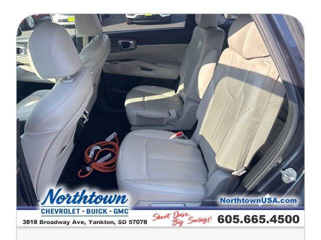 2022 Kia Sorento Plug-In Hybrid SX